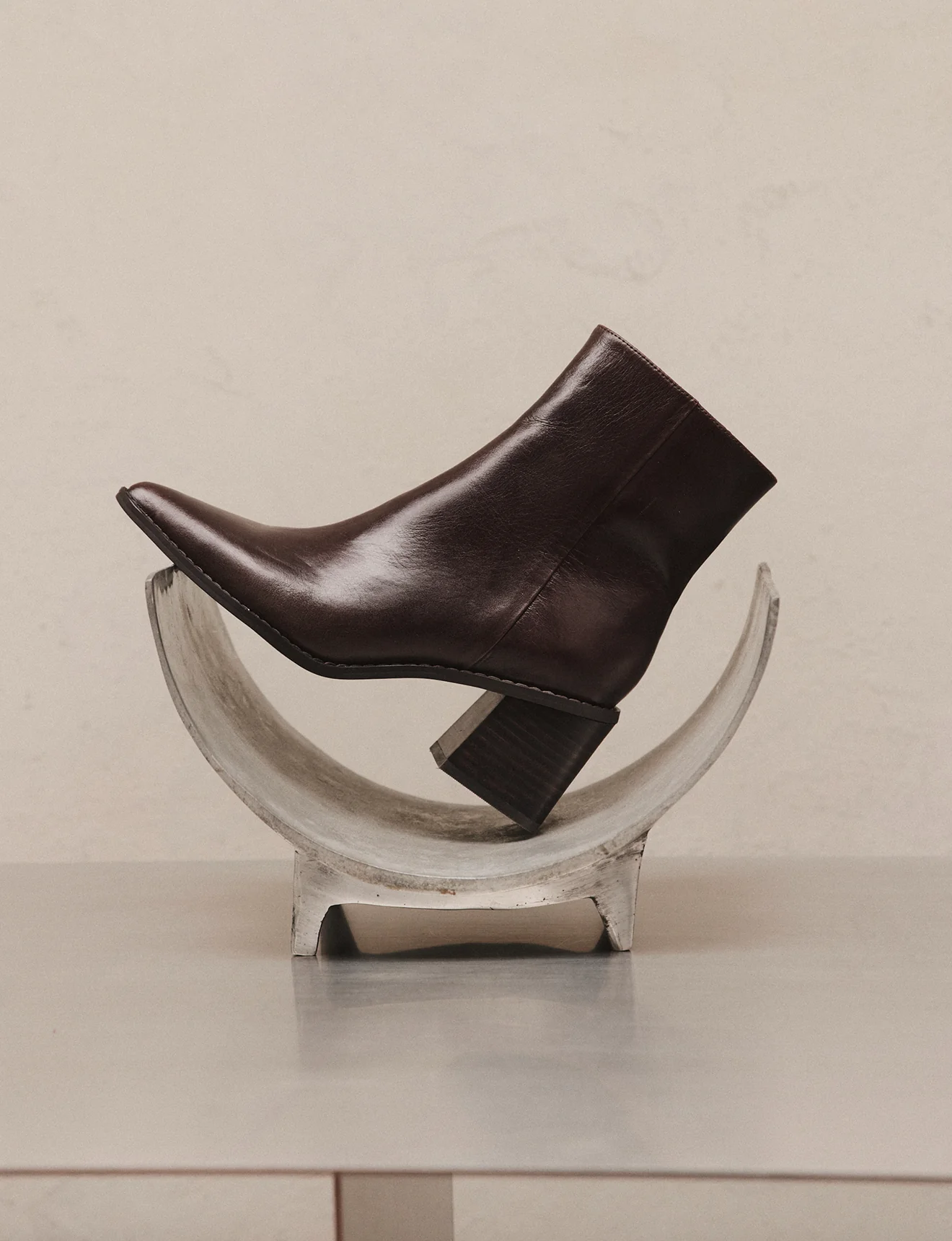 Douglas Ankle Boots - Chocolate Brown Vintage Leather - Image 6