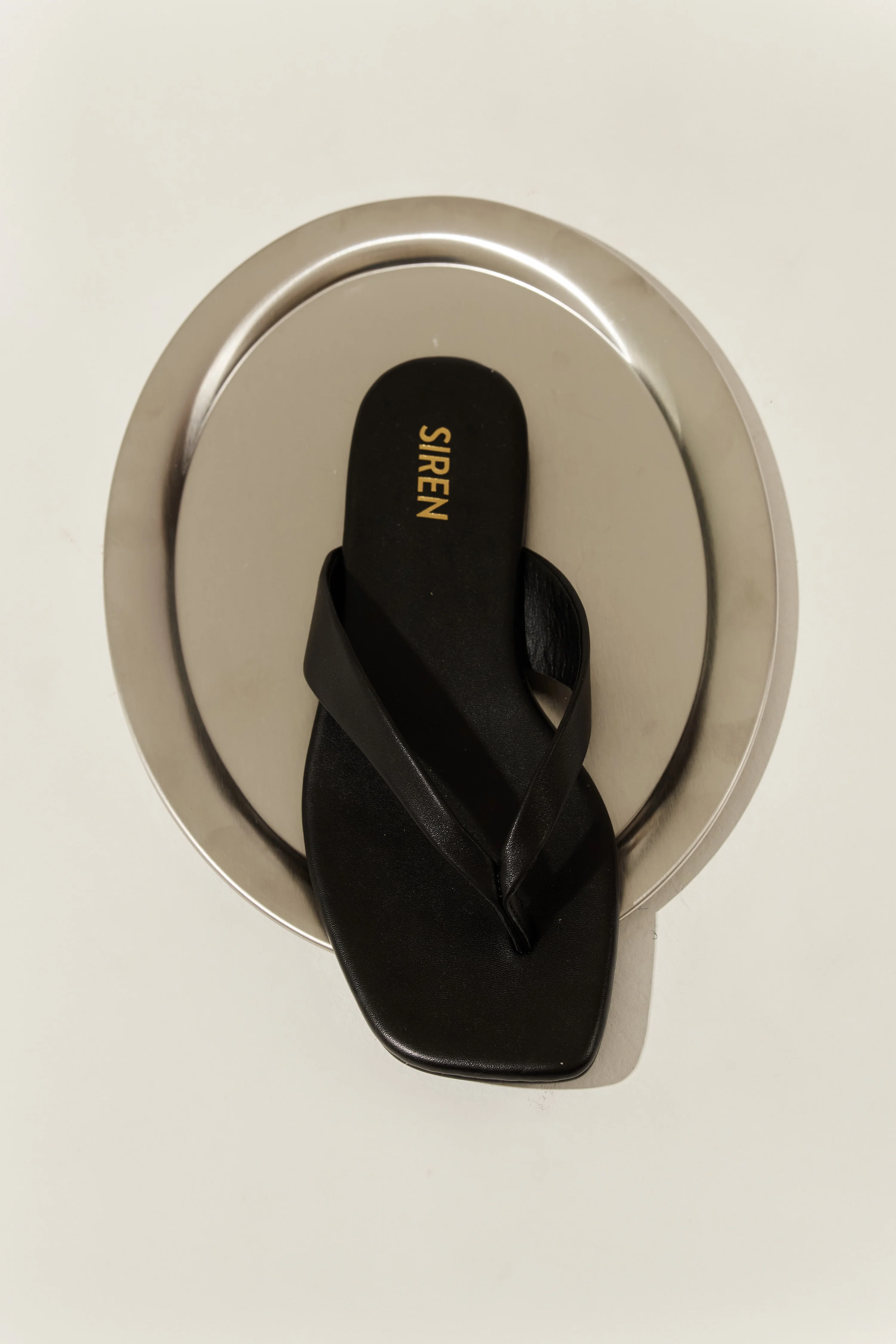 Evita Flat Thongs - Black Leather - Image 6