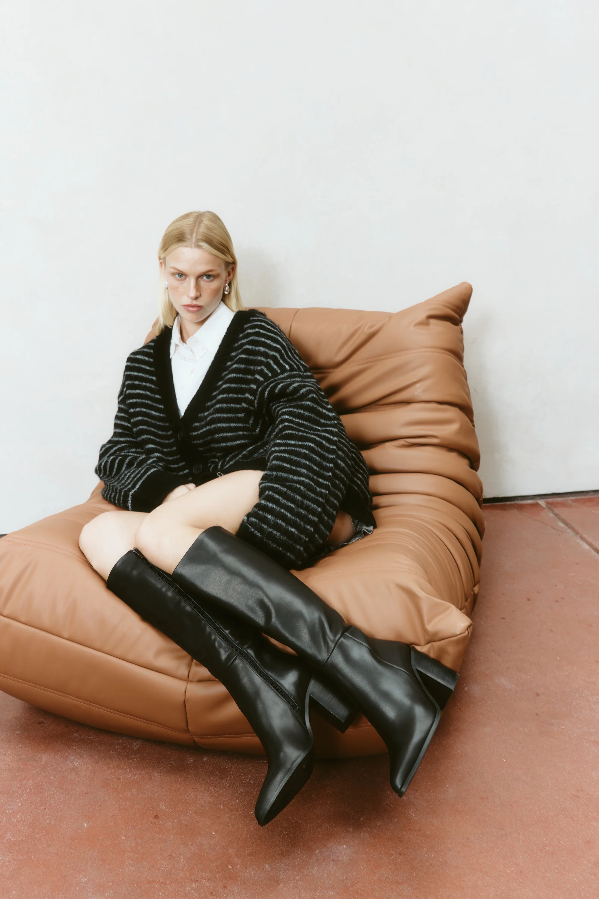 Ridley Long Boots - Black Leather - Image 3